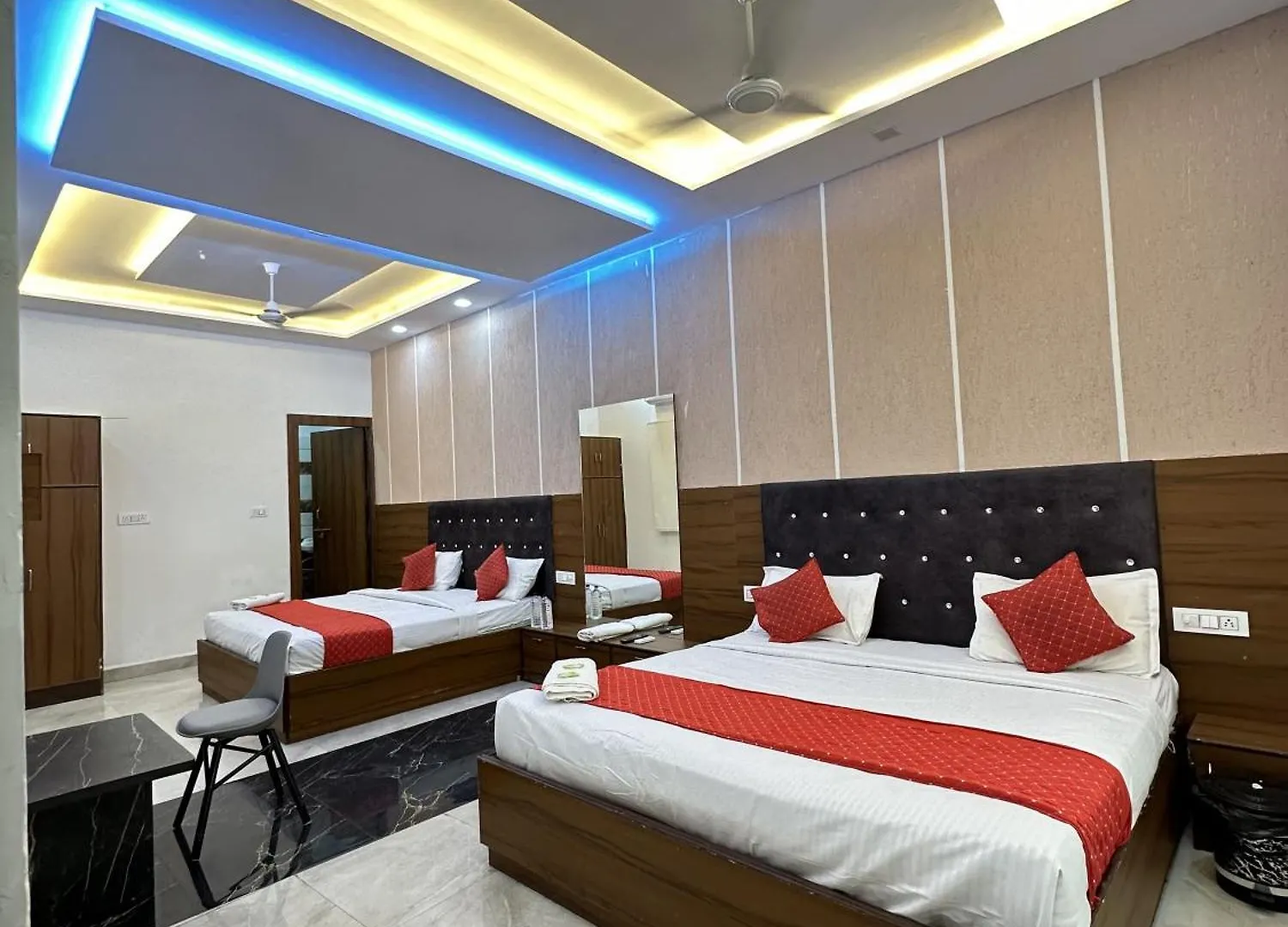 Hotel White Town - Agra Agra