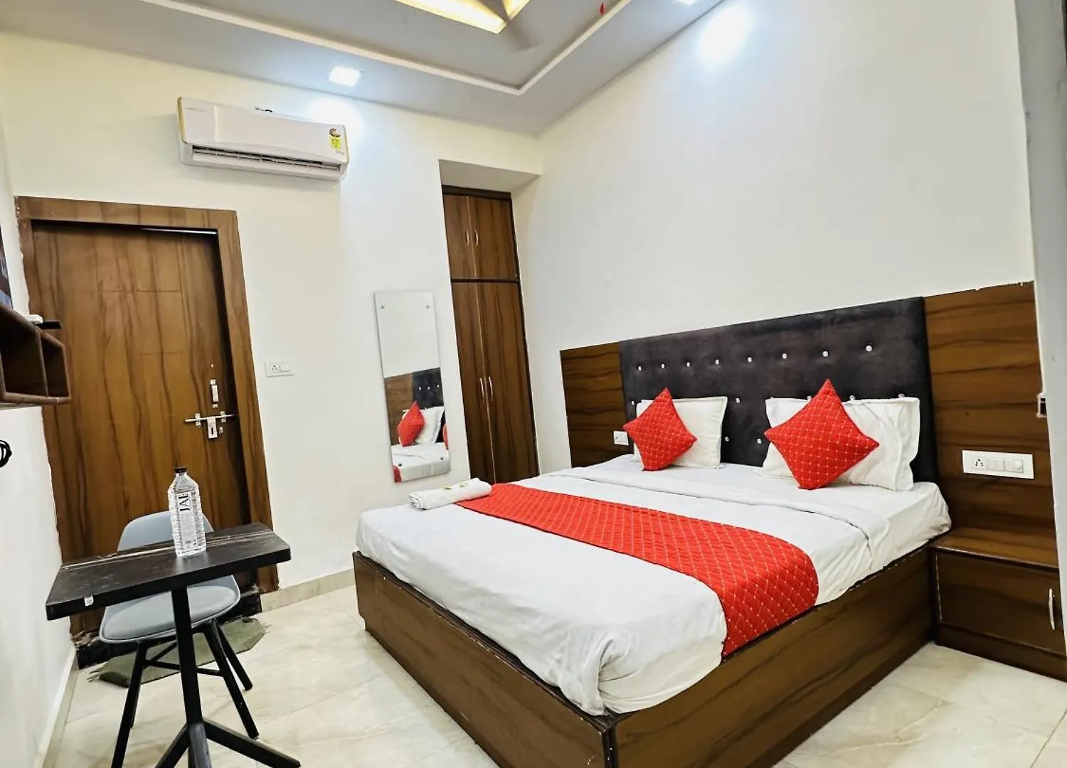 Hotel White Town - Agra Agra