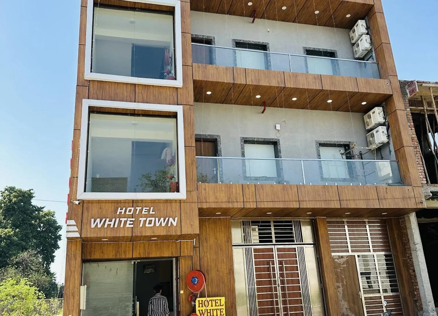 Hotel White Town - Agra Agra  Agra (Uttar Pradesh)